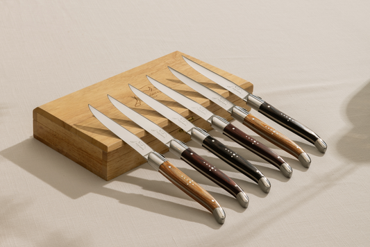 Wudengberg six-piece wooden-handle steak knife set in wooden presentation box